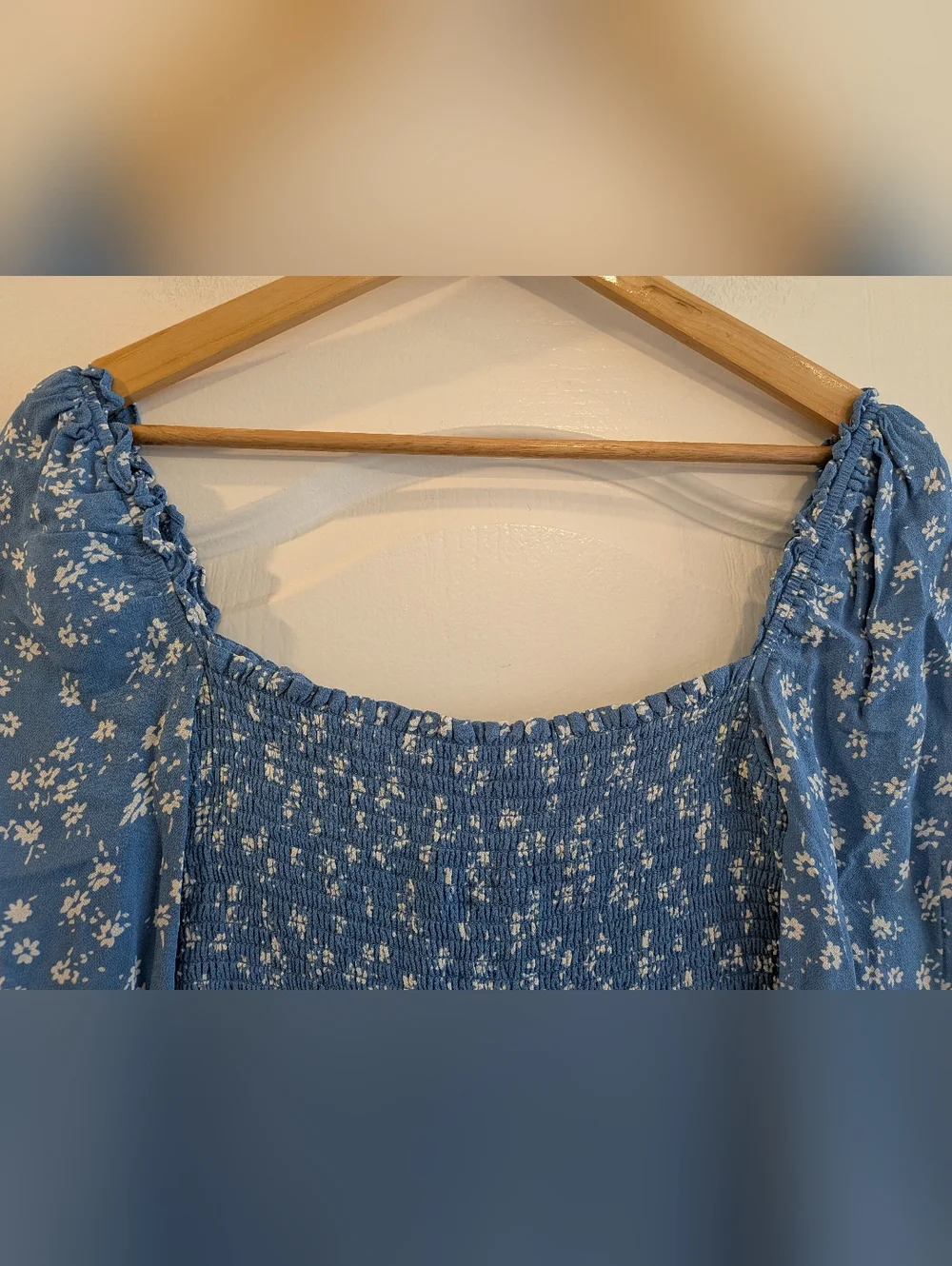 Reformation Pinto Floral Smocked Crepe Top Lassen Blue Shirt Size S Cottagecore